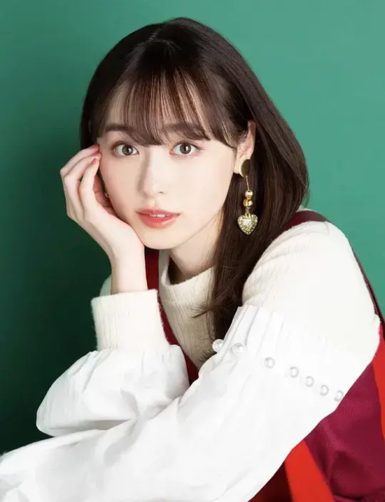 日本新生代美女演员福原遥，优秀与美貌并存