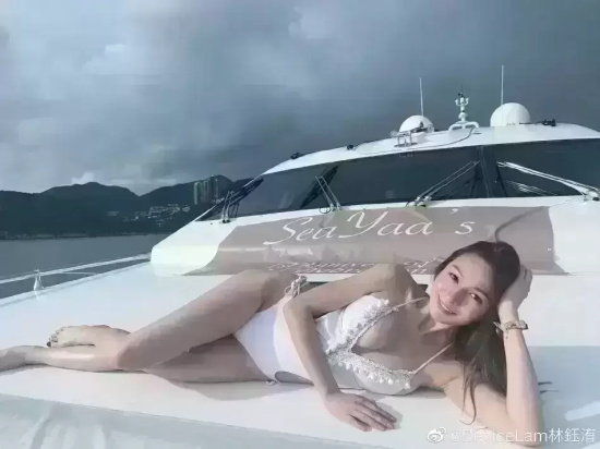 王子文超飒写真合集，古灵精怪而又肆意洒脱