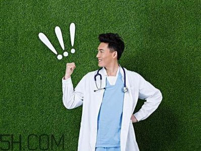 ​中国医师节是哪年成立的 中国医师节的由来