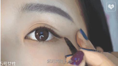 单眼皮内双怎么画眼妆 内双眼妆画法步骤图解
