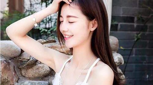 如何哄女朋友和我吵架后的情况？