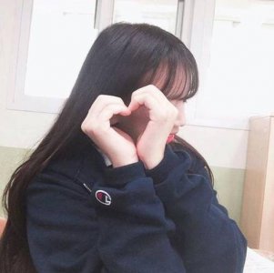 ​女生不回微信还要发吗？女生不回微信暗示放弃