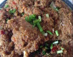 《米粉蒸排骨》一道老少皆宜，做法简单，上桌就清盘的美食！