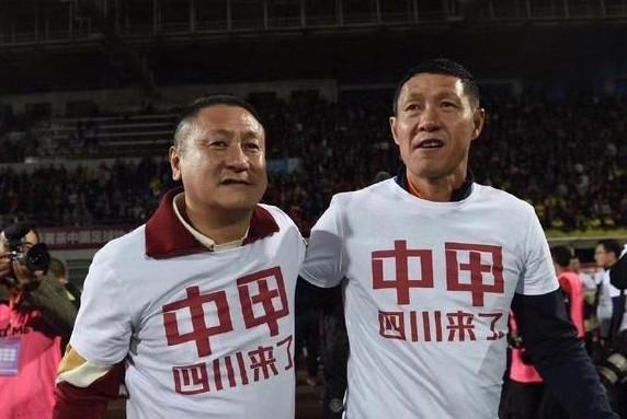中乙总经理马明宇现状：娶空姐妻子，女儿已上大学！