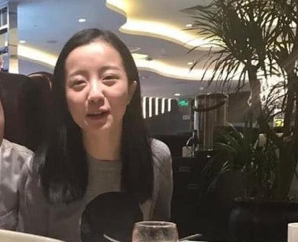 莉哥：我卸妆了，温婉：我也卸妆了，M哥：姐妹，我这才叫卸妆！