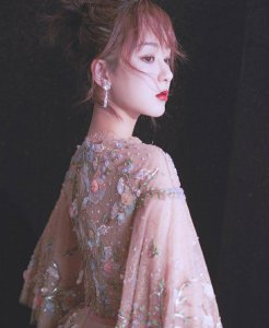​娱乐圈女明星石里原美等人手机壁纸大全！你喜欢哪个？快来抱走！