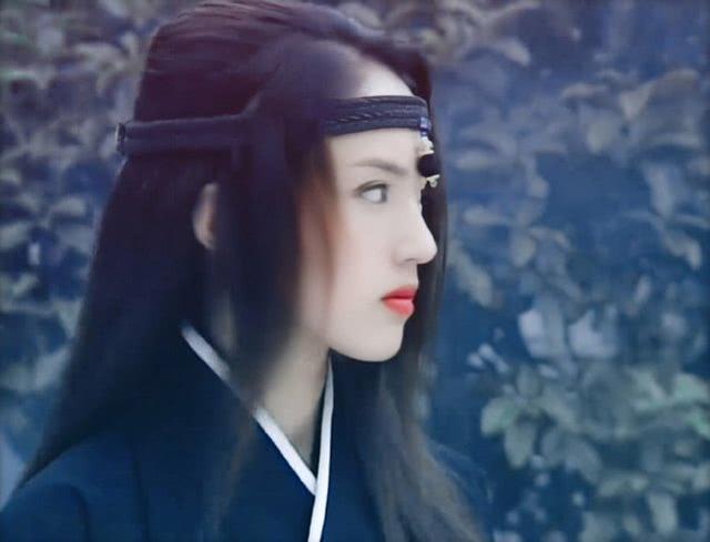 39岁的董璇扮演紫霞仙子，虽然很美却少了一点仙气