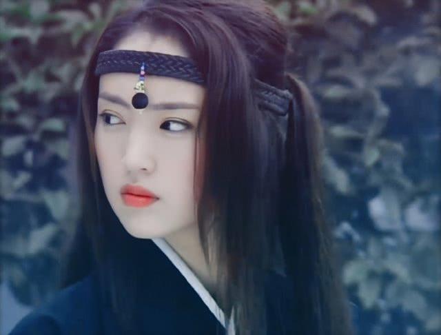 39岁的董璇扮演紫霞仙子，虽然很美却少了一点仙气