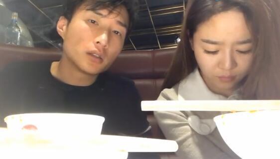 斗鱼主播阿科拿自己家事炒作无下限 这波炒作最让人心疼的是叶子