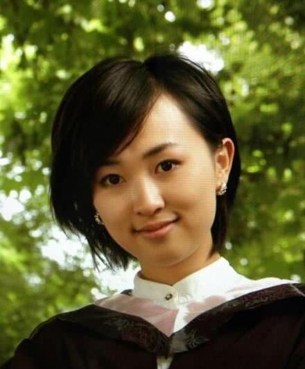 还记得央视美女欧阳智薇吗？协助调查被释放，已经四年看不见她了