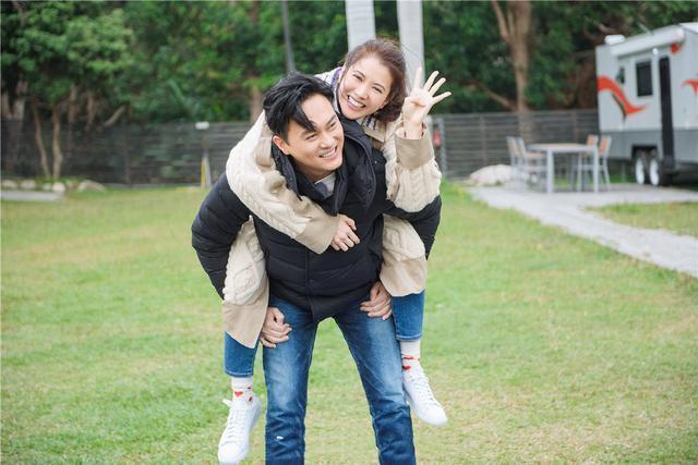 张智霖9000万豪宅不写老婆名，买包狂魔袁咏仪估计不敢大手笔了