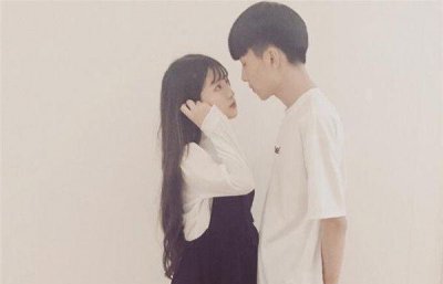 ​央视曝早孕网红“杨清柠”事件，这下可是大红大紫了