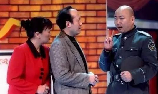 合作过众多春晚男演员，比宋丹丹还红，遭遇丈夫出轨淡出荧幕