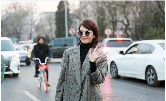 刘涛胡杏儿同框 相聚《亲爱的客栈》这档综艺 展现姐妹情深