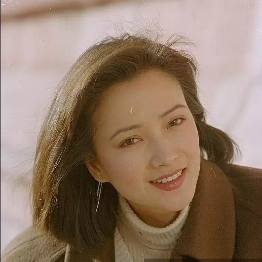 干部专业户演员廖京生豪宅意外曝光，妻子是内地第一古典美女何晴