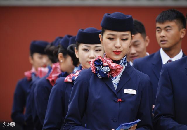 4家航空公司“空姐”工资大揭秘，“空姐”薪资是你想的那样吗？