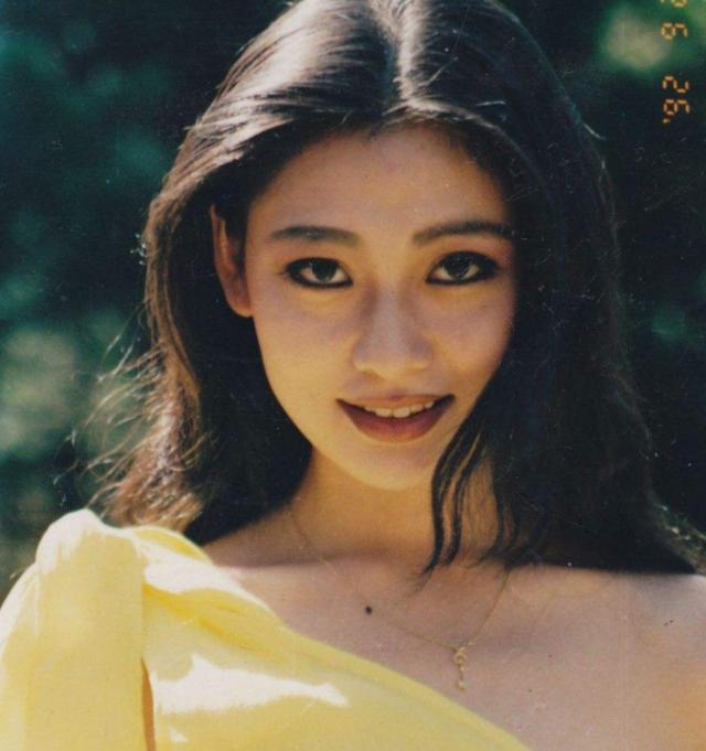 真正的情圣，王志文的7任女友，个个都貌美如花