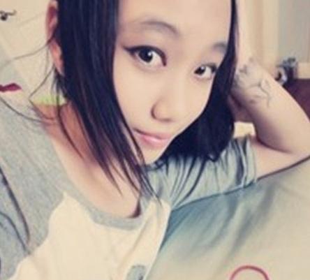 图解闫妮女儿邹元清女大十八变的逆袭过程(图)