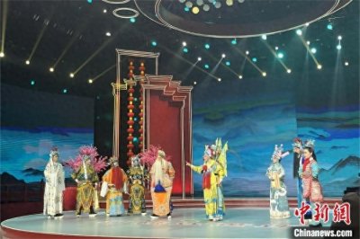​《梨园春》传承戏曲30年 擂主大会上演“终极之战”