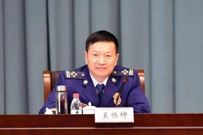 ​吴振坤任北京消防救援总队总队长 吴振坤简历一览