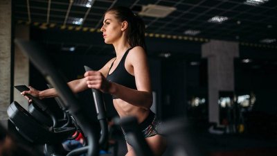 ​吃完饭多久可以运动