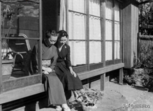 日本皇后美智子的年轻美照