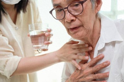​警惕！食道癌的危险信号