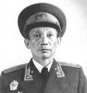 ​开国将帅（215）中将吴先恩