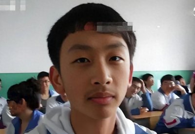 ​从孤儿院到百万年薪：一个95后AI精英的逆袭之路，藏着普通人逆天改命的5把钥