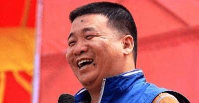 ​娶19岁金玲，拒绝拜师赵本山，认网红当干爹，孙小宝经历了什么？