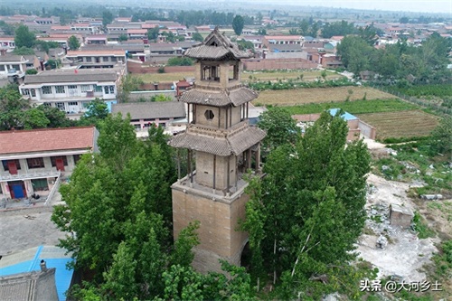 山西农村一座高大的魁星阁，曾是村民们的梦想，如今禁止孩子靠近