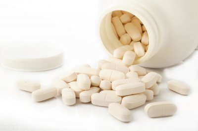 ​老年人吃什么钙片好吸收最快（钙片怎么选？中老年人更适合哪一种？医生告诉你