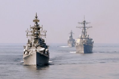 ​印度海军2022年“第一炸”！驱逐舰在船厂内爆炸，十余人非死即伤