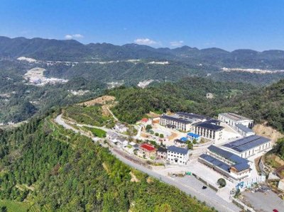 ​湖北五峰：茶乡驿站成最美风景线