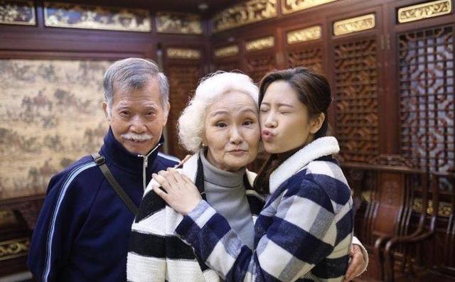 tvb经典连续剧排行榜（落选港姐新剧与TVB力捧小生饰演兄妹）(3)