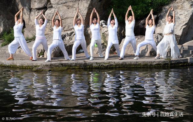 潘长江近年拍的八部电影(今年潘长江的贺岁片在河北邯郸拍摄)(6)