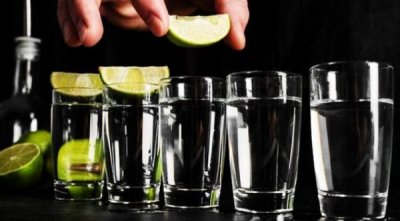 ​夏季喝什么果酒最好？适合夏天的果酒