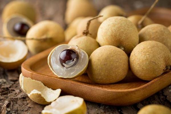 龙眼可以补气血吗 龙眼可以补肾吗 龙眼可以补气血吗 龙眼可以补肾吗