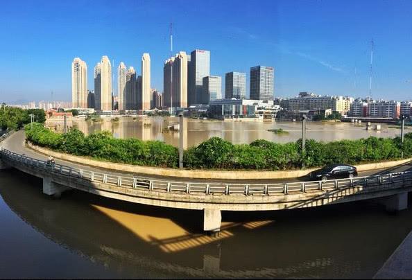 福建省经济实力最强的城市，不是福州跟厦门，而是这座地级市！