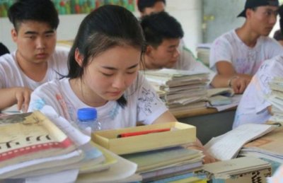 ​马嘉祺高考失败的日子（高考遭遇滑铁卢后）