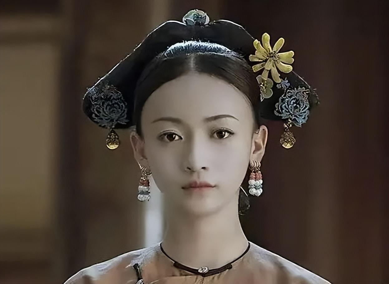 《传家》中三大美女演员性格各有特点，秦岚温婉，吴谨言古灵精怪