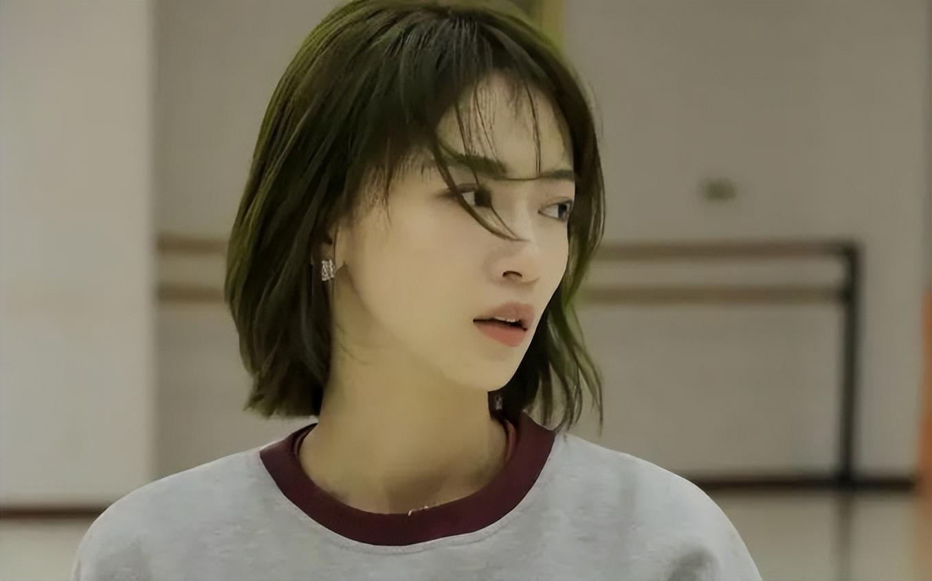 《传家》中三大美女演员性格各有特点，秦岚温婉，吴谨言古灵精怪