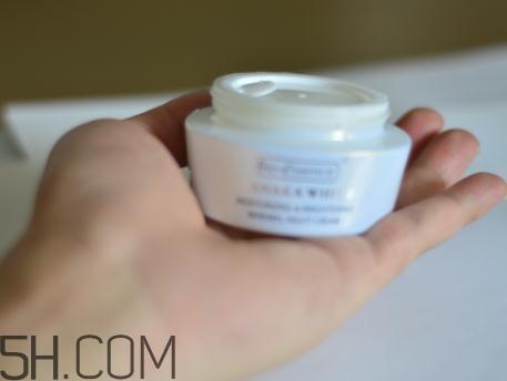 凯伊秀焕亮晚霜多少钱?凯伊秀焕亮晚霜好用吗? 凯伊秀焕亮晚霜多少钱?凯伊秀焕亮晚霜好用吗?