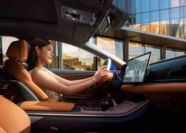 比亚迪汉EV落地价大概多少钱？比亚迪汉EV哪个配置最值得买-