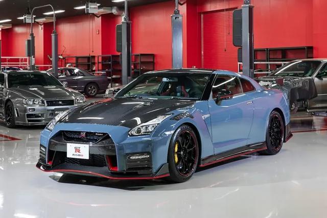 日产战神GTR-Nismo特别版，GTR的万兽之王，东京遇见哥斯拉-