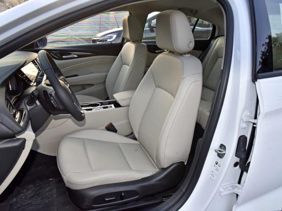 别克君威评测，搭载2.0T发动机237马力，油耗6.3L-