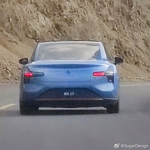 ​或命名“想往03”！小鹏MONA首车实车图曝光