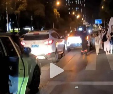 ​绿灯不走、随意停车，无人出租车被曝受到大量投诉，“新一代马路大妈”