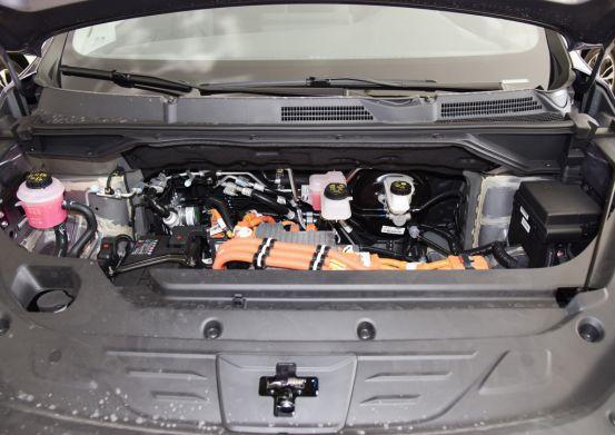 MAXUSEUNIQ5评测，1.3T混动系统，百公里油耗1.5L-