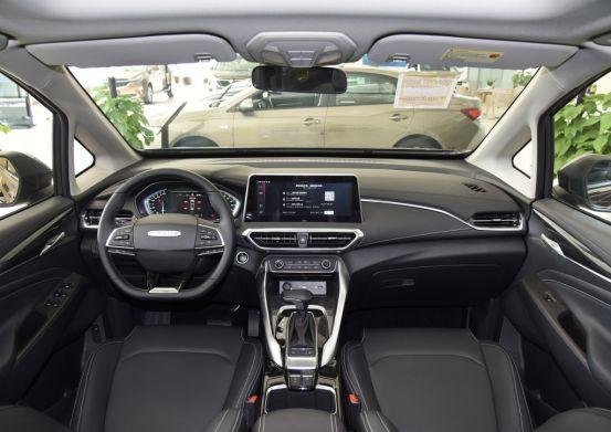 MAXUSEUNIQ5评测，1.3T混动系统，百公里油耗1.5L-